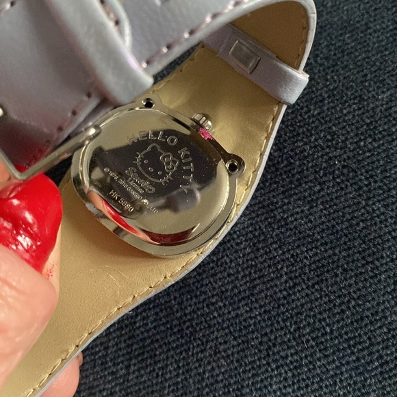 SANRIO HELLO KITTY analogue watch bow lavender iridescent - Picture 3 of 4